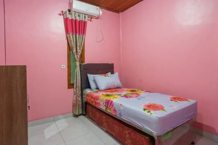 Economy Twin room