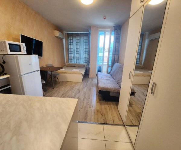 Colonel apartment 844