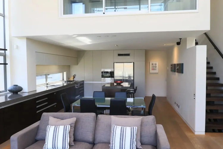 3 Bedrooms Apartment with balcony