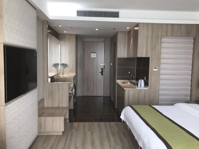 Nice Seven Days Boutique Hotel