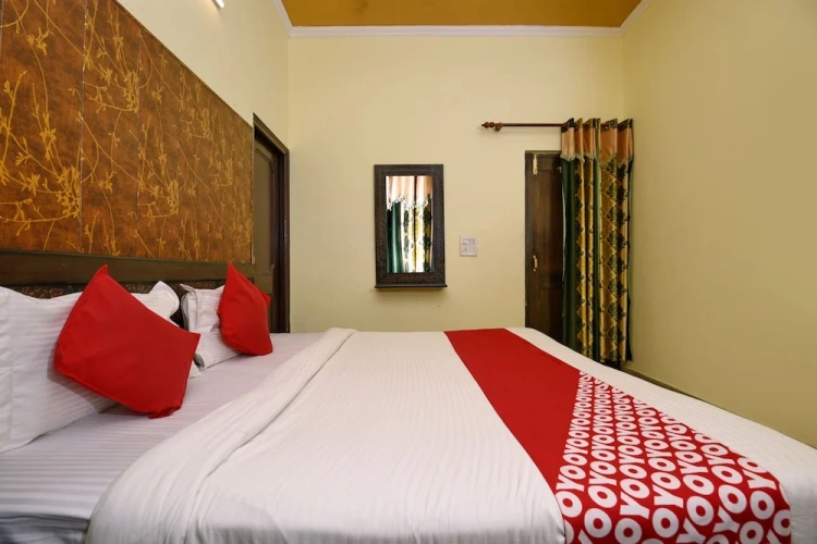 Standard Double room with balcony