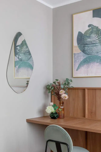 Sublime Minty Green 1BR on the Park