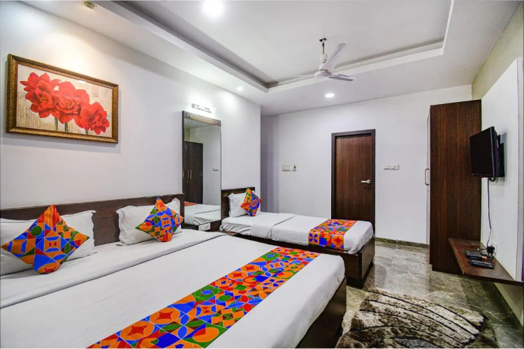 Fabhotel Rani Tower