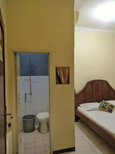 Sawojajar Inn