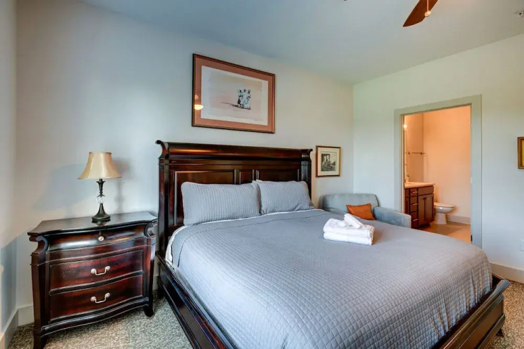 Music City Hideaway