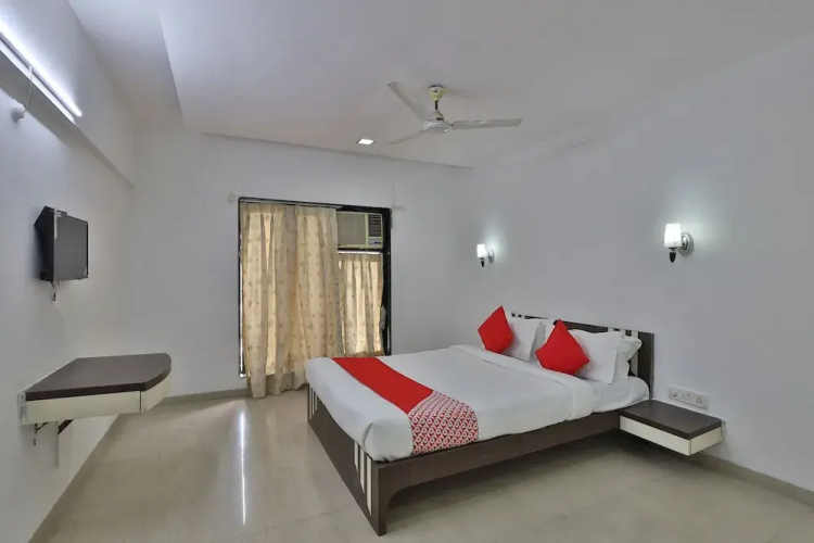 OYO 42415 Utkarsh Hotel