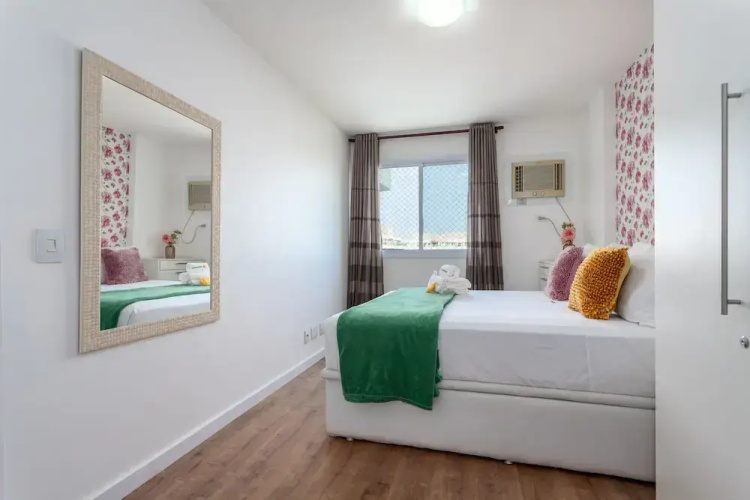 Close to the Olympic Park Well Located Sa1005