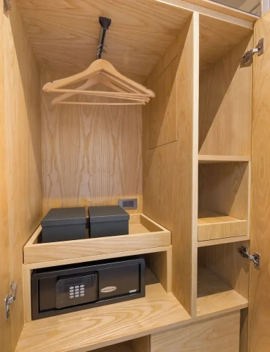 Deluxe Studio