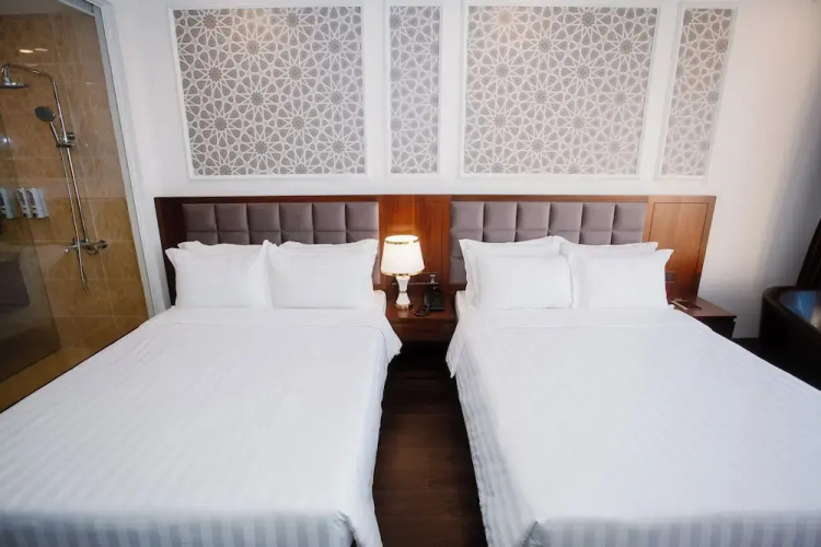 Century Hotel