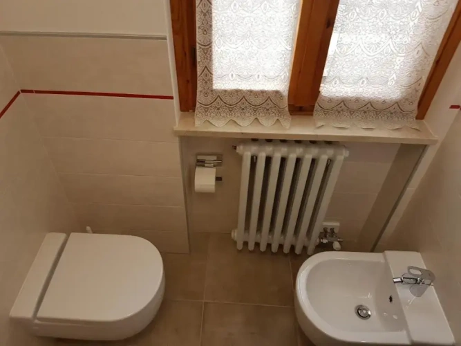 2 Bedrooms Cottage