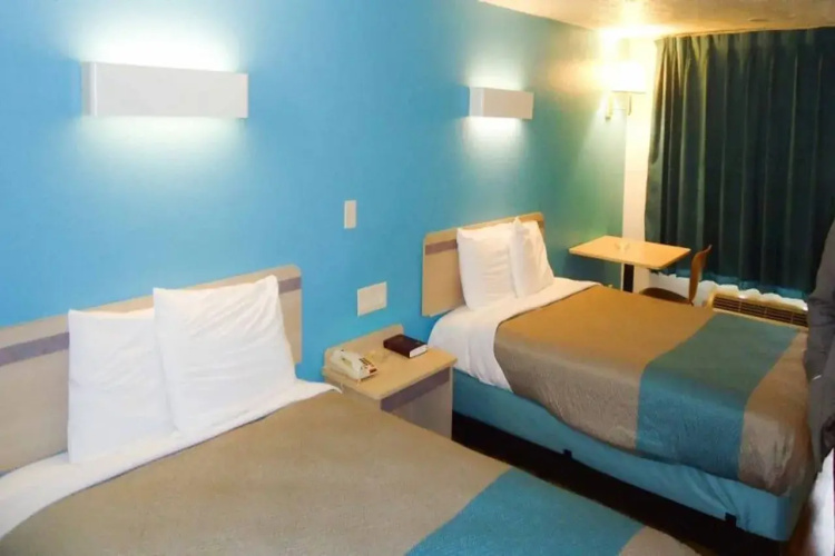 Motel6 Columbus, MS