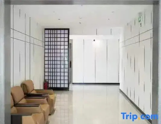 Xinboyuan Hostel