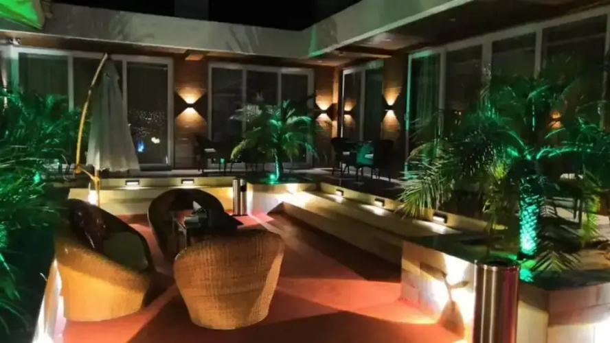 Shivers Oasis Luxury rooms