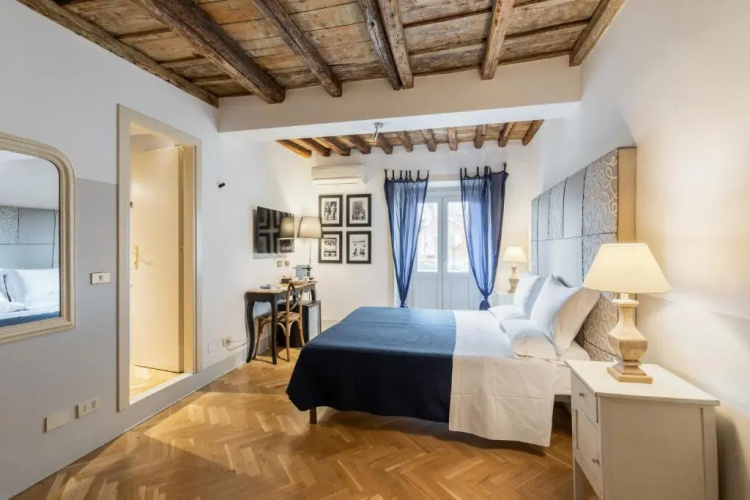 The BlueHostel