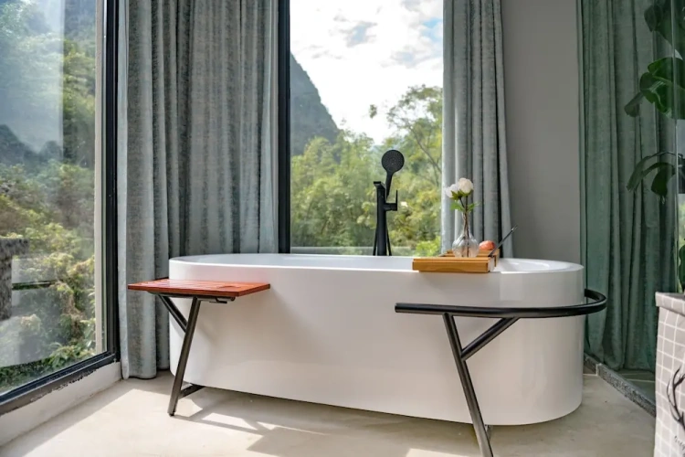 Grand room