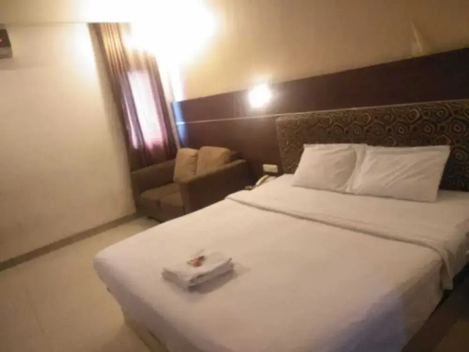 Ams Penthouse