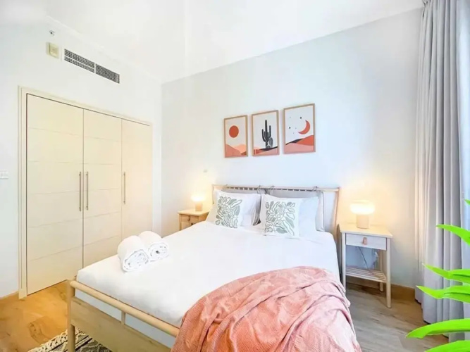 Amazing 1BR APT Downtown