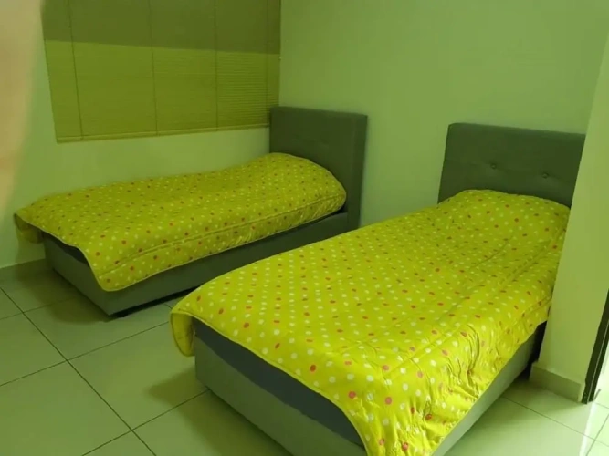 5 Bedrooms Comfort Cottage with land view