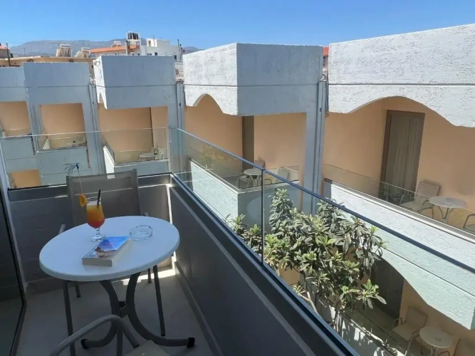 Triple Suite