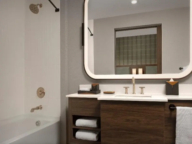 Quadruple Suite