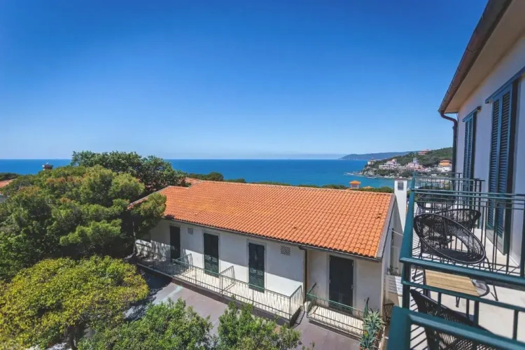 Standard Double room with sea view