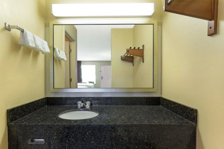 Americas Best Value Inn & Suites Sumter