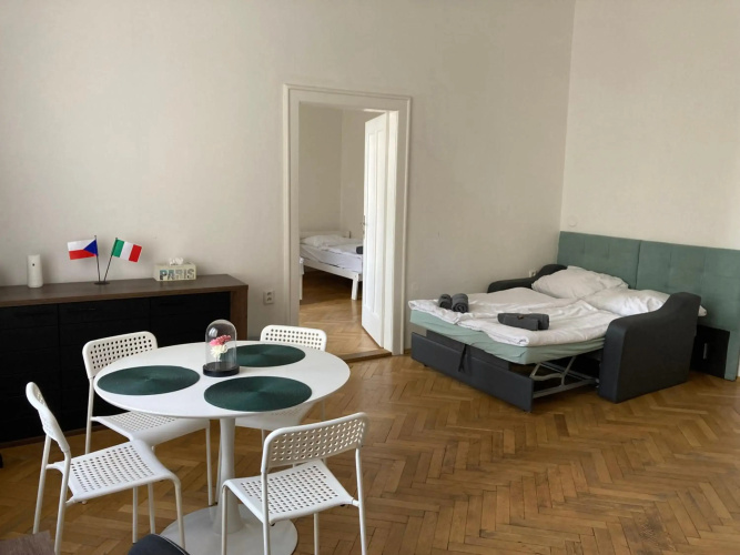 Castle View Apartment
