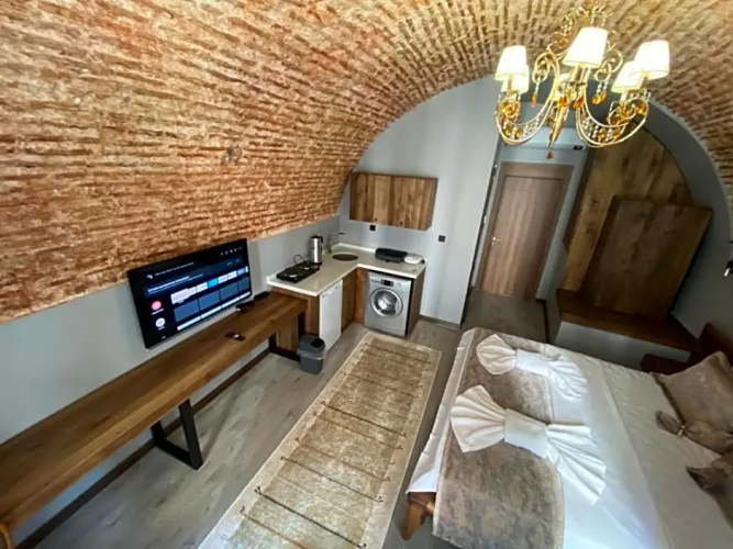 Alma Port Suites
