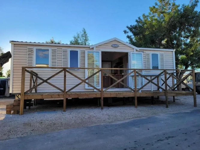 3 Bedrooms Chalet