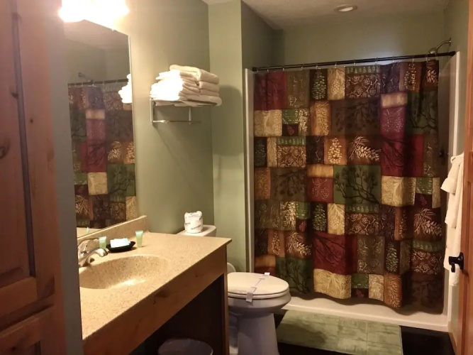Sportsman's Lodge