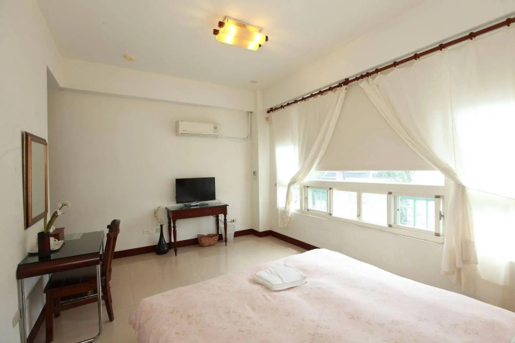 Discovery B&B