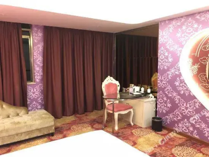 365 Siji Hotel