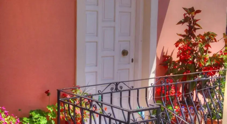 Cristina Apartments