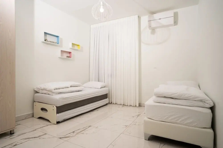 Eshel Suites