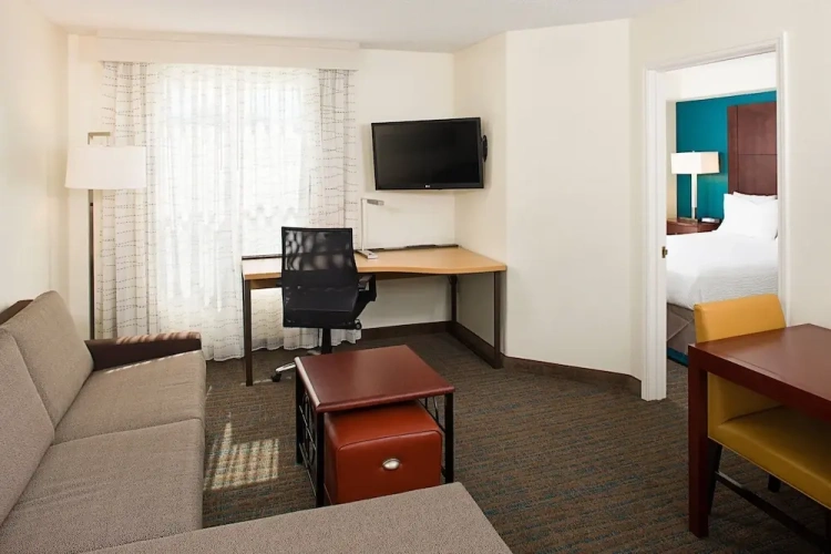 1 Bedroom Suite