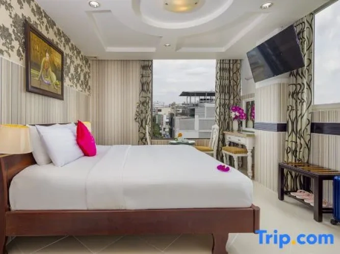 Luxury Suite