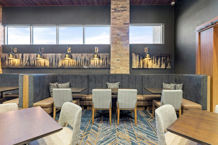 Embassy Suites by Hilton Irving Las Colinas photo 22