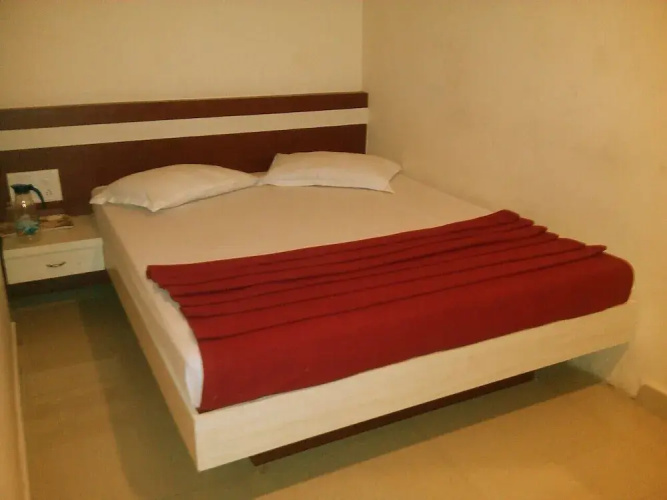 royal garden lodge