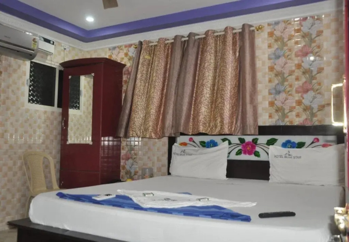 Hotel Blue Star