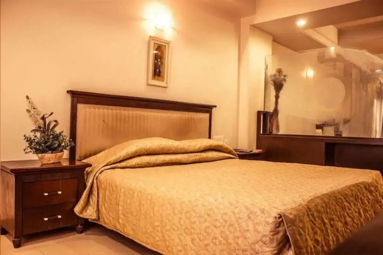 Hotel Ambience Executive
