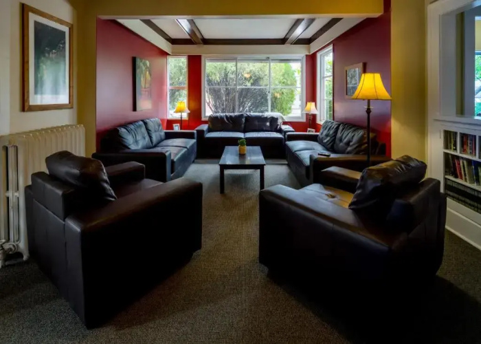 HI-Penticton Hostel