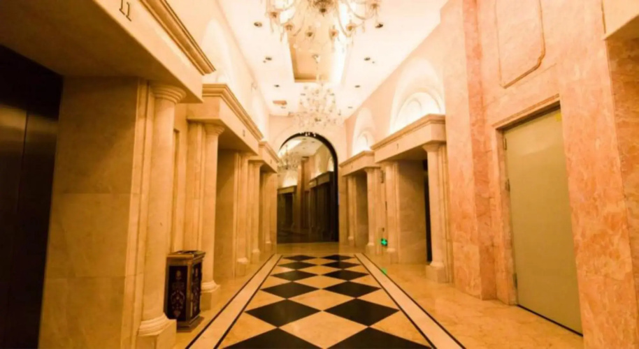 Mahattan Apartment