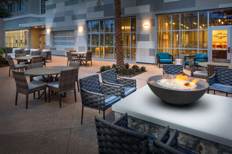 Hotel Indigo Gainesville-Celebration Pointe photo 33