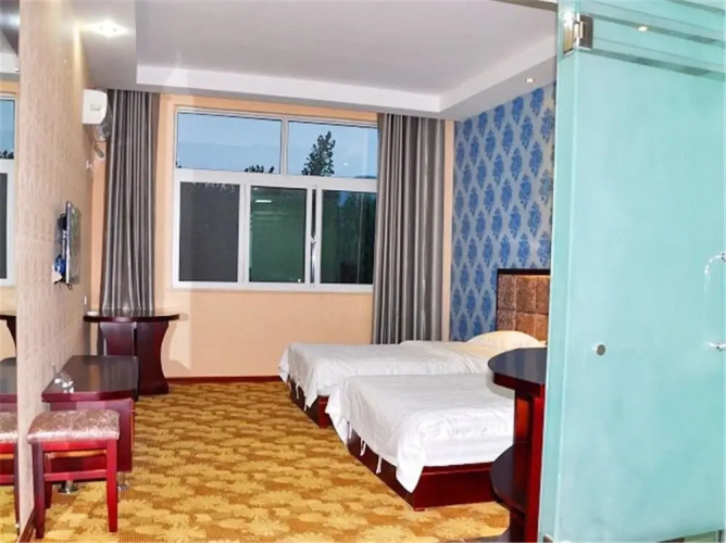 Longfuzhai Hotel