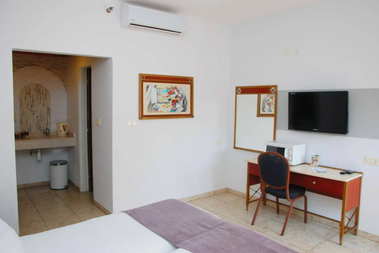 Maman Hotel