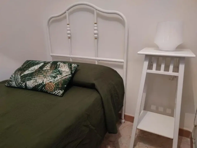 2 Bedrooms Cottage