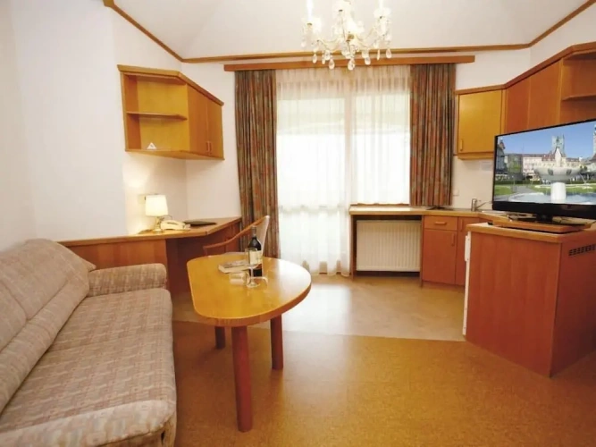 2 Bedrooms Apartment with balcony and with view