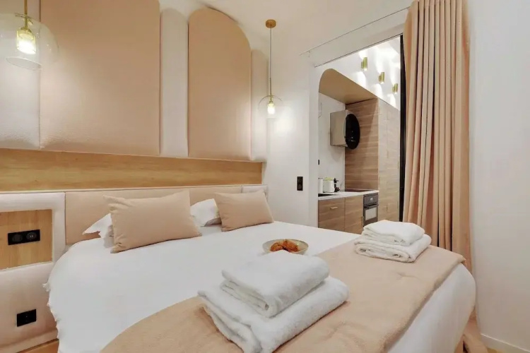 Charming Apartment - 1br/4p - AC - Marais