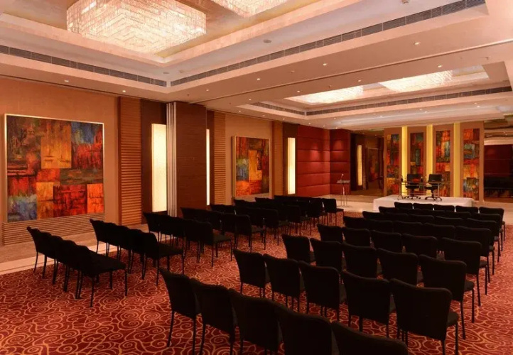 Golden Tulip Gurgaon Galgotia
