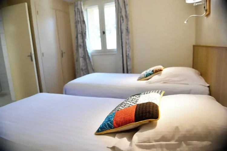 Standard Double room with park view